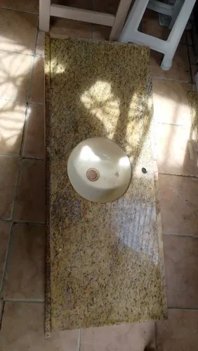 Pia de banheiro