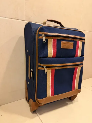 Mala pequena Tommy Hilfiger