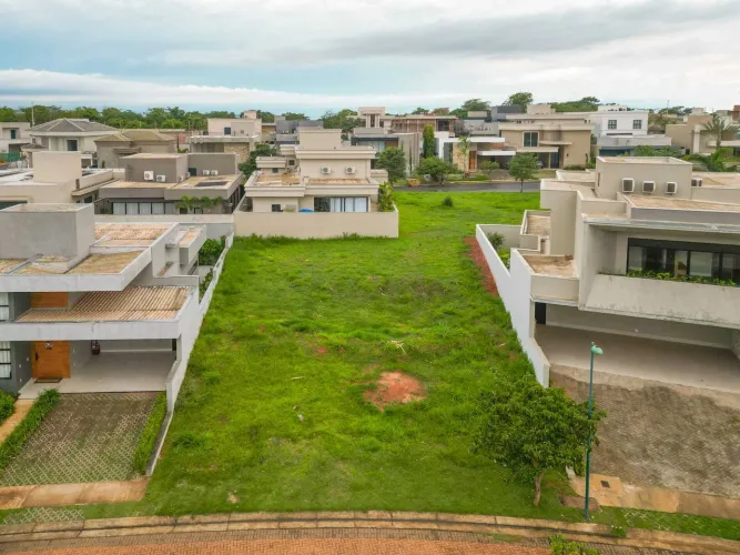 Terreno à venda em São José do Rio Preto/SP