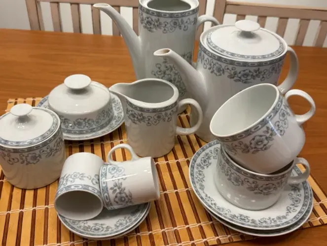 Jogo de chá porcelana vintage