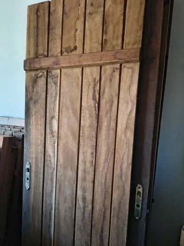Portas e Janelas com portais "madeira maciça"a