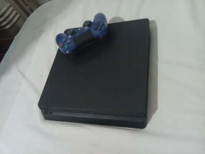Playstation 4 semi novo!!!
