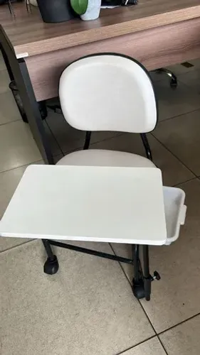 Cadeira Manicure cirandinha. NOVA!!!