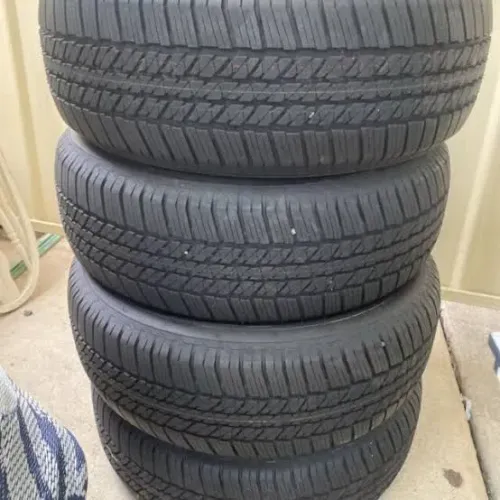 Pneu 265 60 18 Bridgestone novo em até 10x de R$144,00 no cartão de crédito