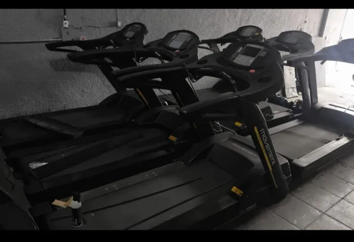 Esteiras Profissional - Movement