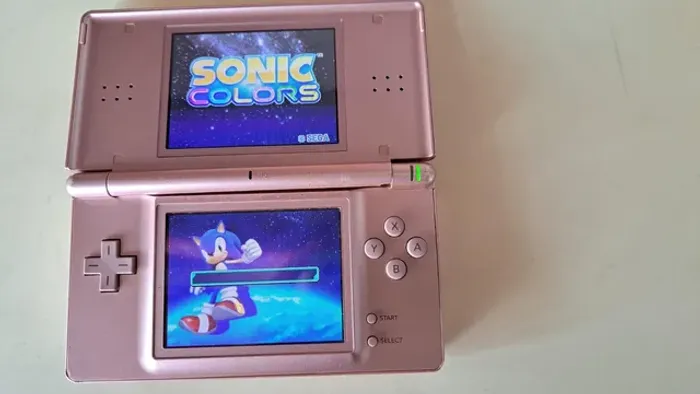 Nintendo DS Lite e Cartuchos DS & 3DS