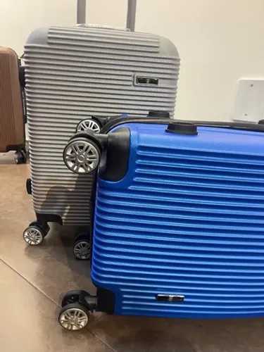 Uma Mala de bordo 10 kg