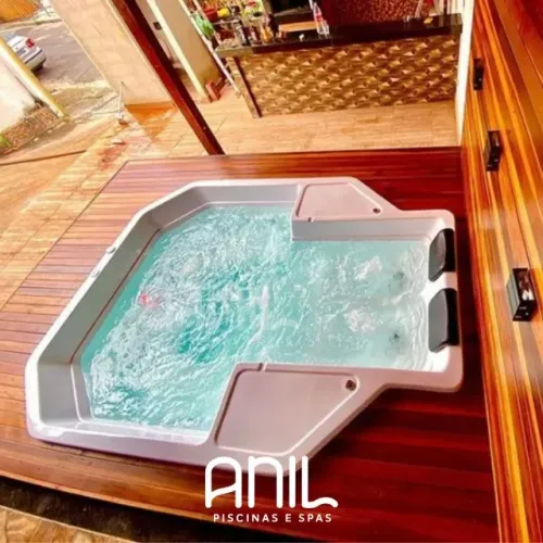Ana: Spa de 8 lugares 