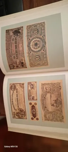 Livro de cedulas e moedas ,catálogo 