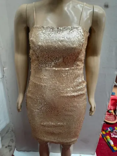 Vestido de festa serve até G