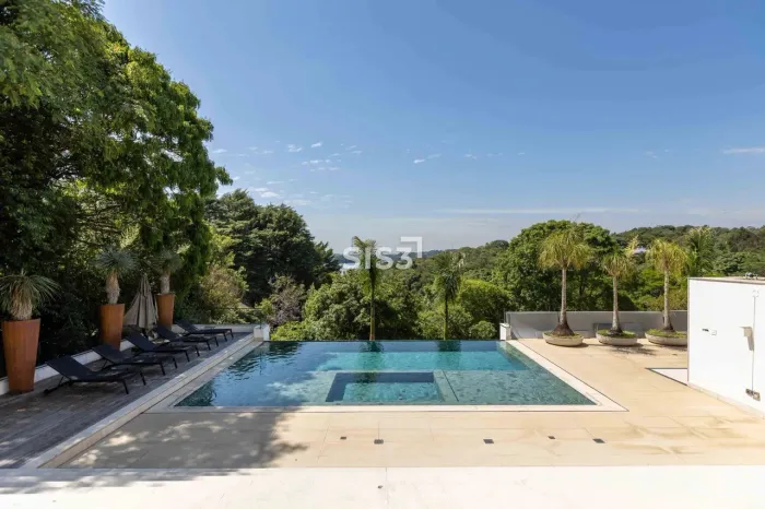 Casa de luxo à venda no Passaúna em Condomínio Vila David Antônio  1.230 m² privativos, 5 
