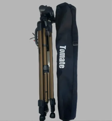 ? Tripé Profissional MTG Tomate - 1,80m | Cor Café - R$100