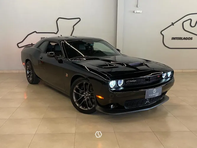 Dodge Challenger RT 2023