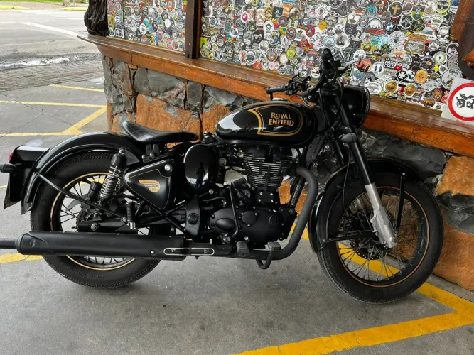 Vendo Royal enfield Classic Tribute Black