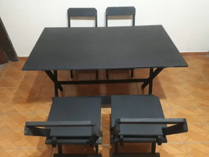 Conjunto Dobrável com 4 ou 6 Cadeiras direto do fabricante.