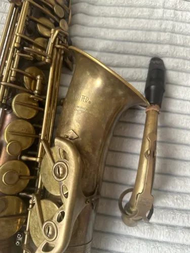Saxofone Alto Jupiter Taiwan 769-767