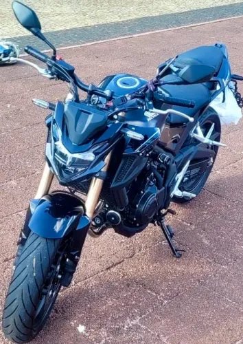 Cb 500F