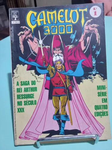 Quadrinho formatinho Abril jovem Camelot 3000 - Edição 1