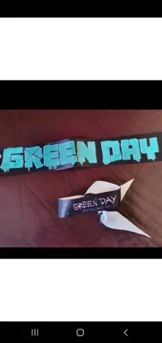 Kit Green Day