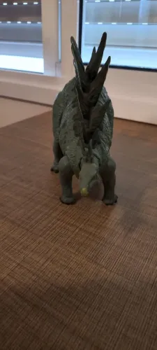 Dinossauro Stegosaurus Jurassic World 