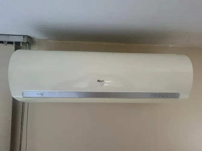 Split springer