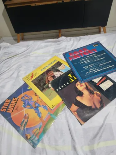 LOTE COM 4 LPs VINIL - FUNK / DISCO / POP / ROCK - USADOS