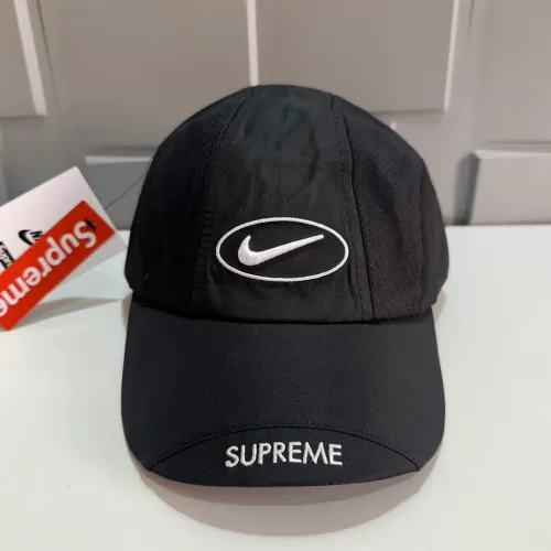 Boné Supreme x Nike Running Preto