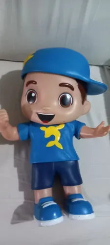 Boneco Lucas Neto