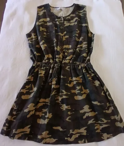 Vestido estampa exército tam G