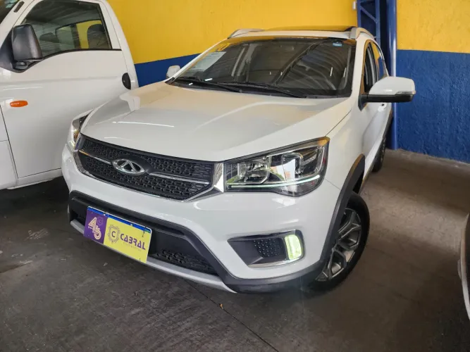 Chery Tiggo 2 Automático - KM Baixíssimo e Bancos em Couro