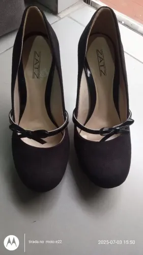 Salto Alto Zatz Preto com Detalhe de Laço