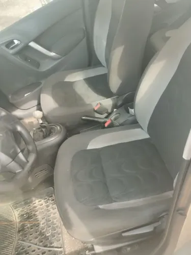 Banco de carro Citroen C3 tendence 