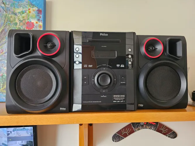 Vendo som philco PH 400. 400w