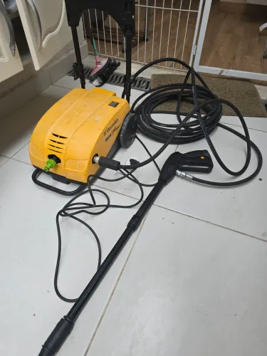 Lavadora de pressão  eletrolux mini aqua  de indução 