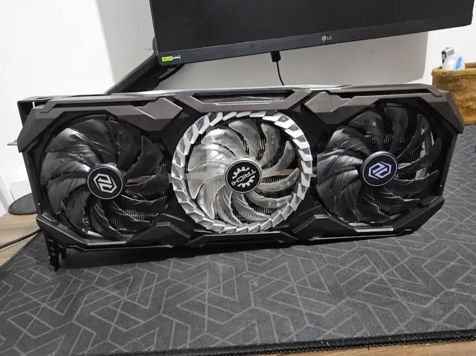 Vendo asrock rx 6800xt taichi 16gb