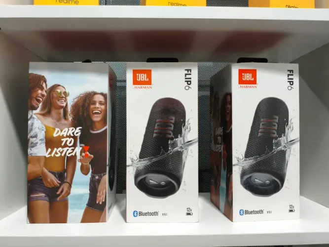 Caixa de Som JBL Flip 6 - Som Potente e Portátil