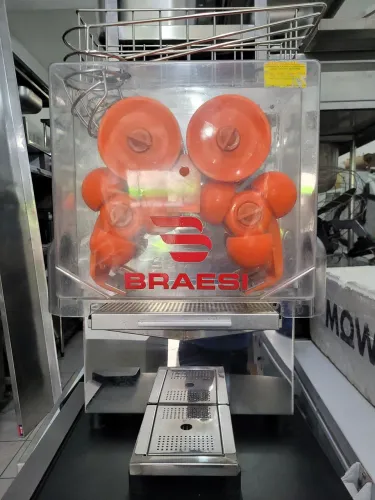 MÁQUINA DE SUCO BRAESI