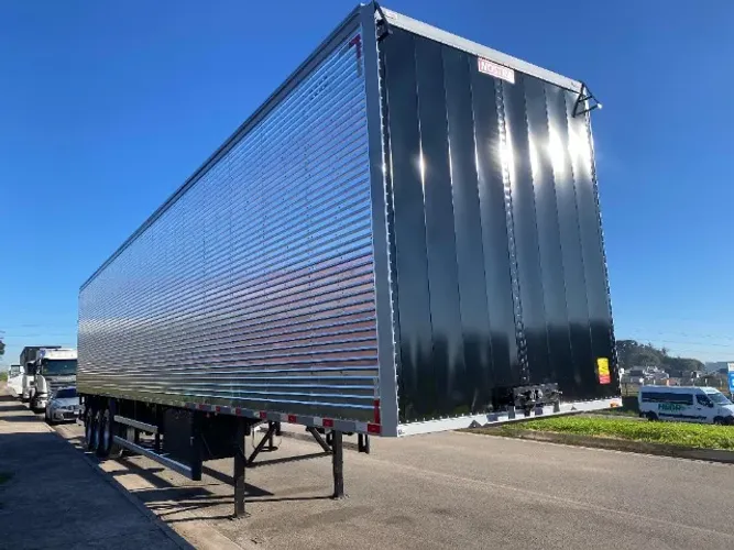 Carreta Baú Nostra Ano 25 0km Pronta Entrega 30 plts 15.40 x 2.90 Sem pneus