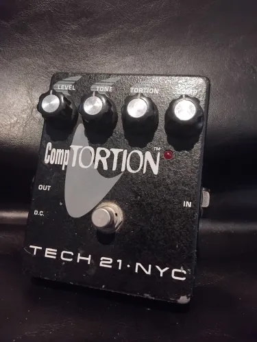 Tech 21 NYC Comptortion