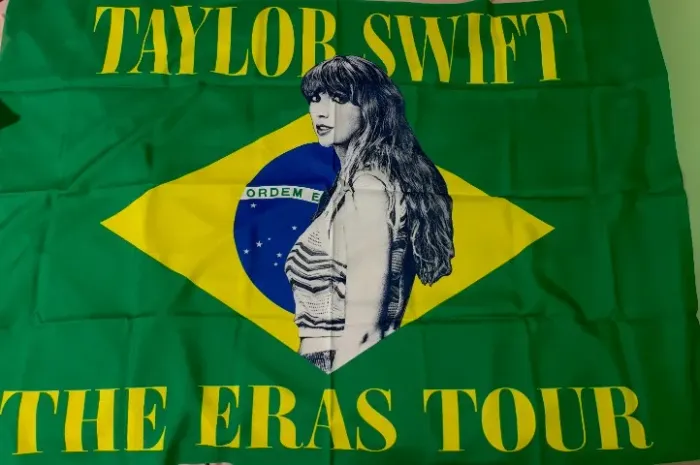 Bandeira Taylor Swift The Eras Tour 140 cm x 100 cm