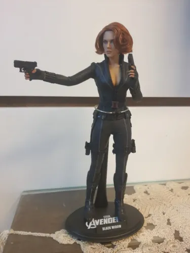 Boneca Action Figure - Viuva Negra ( Black Widow) - Avengers - Hot Toys
