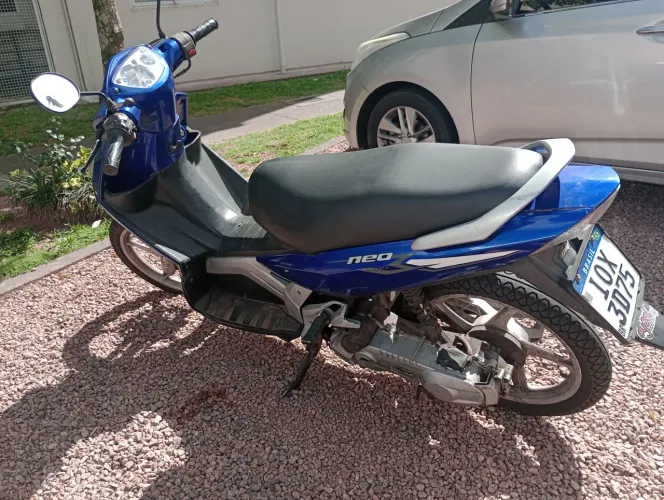 Moto Neo 115 ano 2008 automática 