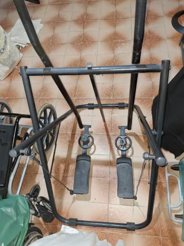 APARELHO DE GINÁSTICA 