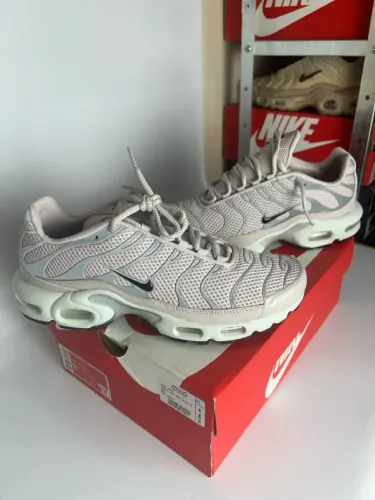 Nike Air Max Plus "Platinum Violet"