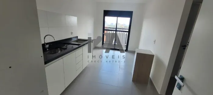 Apartamento em Quitauna, Osasco com 1 dormitório, 1 vaga de garagem coberta