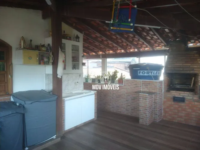 Casa 3 pavimentos no Xodó Marize | R$ 350 mil | Aceita sítio na troca