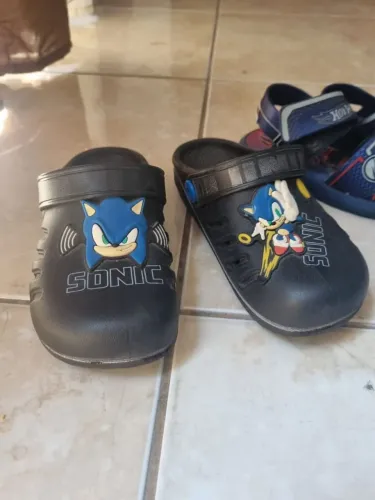 Lote roupas e sapatos menino de 5 a 6 anos 
