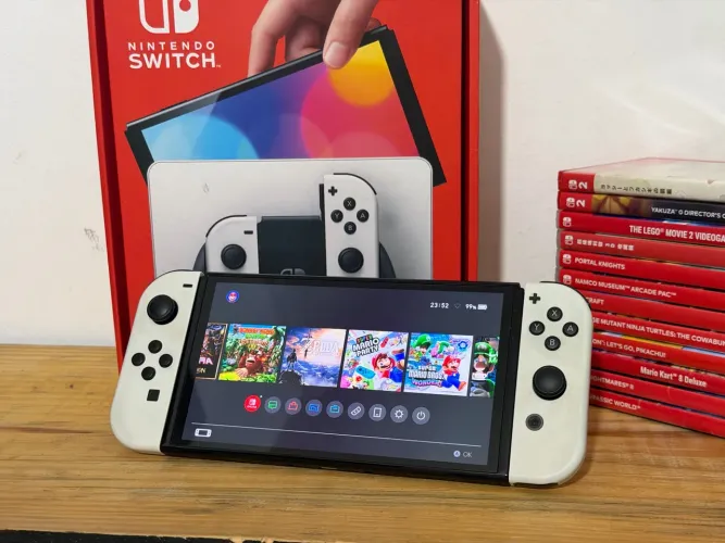 Nintendo Switch Oled Desbloqueado com Cartão SD 128GB