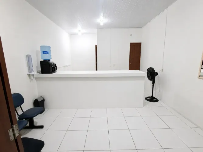 Alugo Sala Comercial Piso Superior No Centro