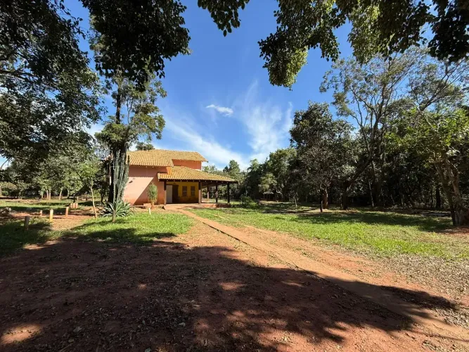 CHÁCARA ESPAÇOSA COM 5.000m², MUITO VERDE E GRANDE POTENCIAL ACEITA PROPOSTA!